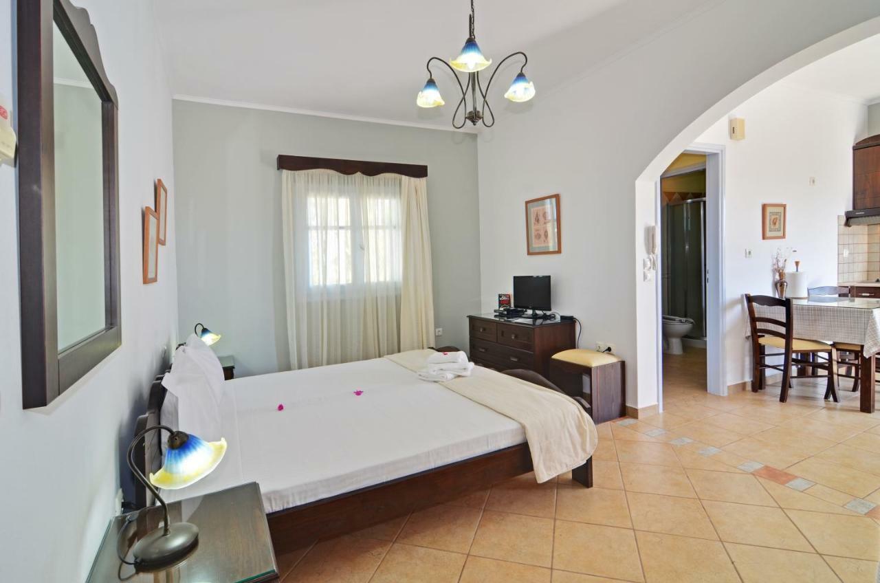 Nikos Sea View Apartments Adamantas (Milos) Exterior foto
