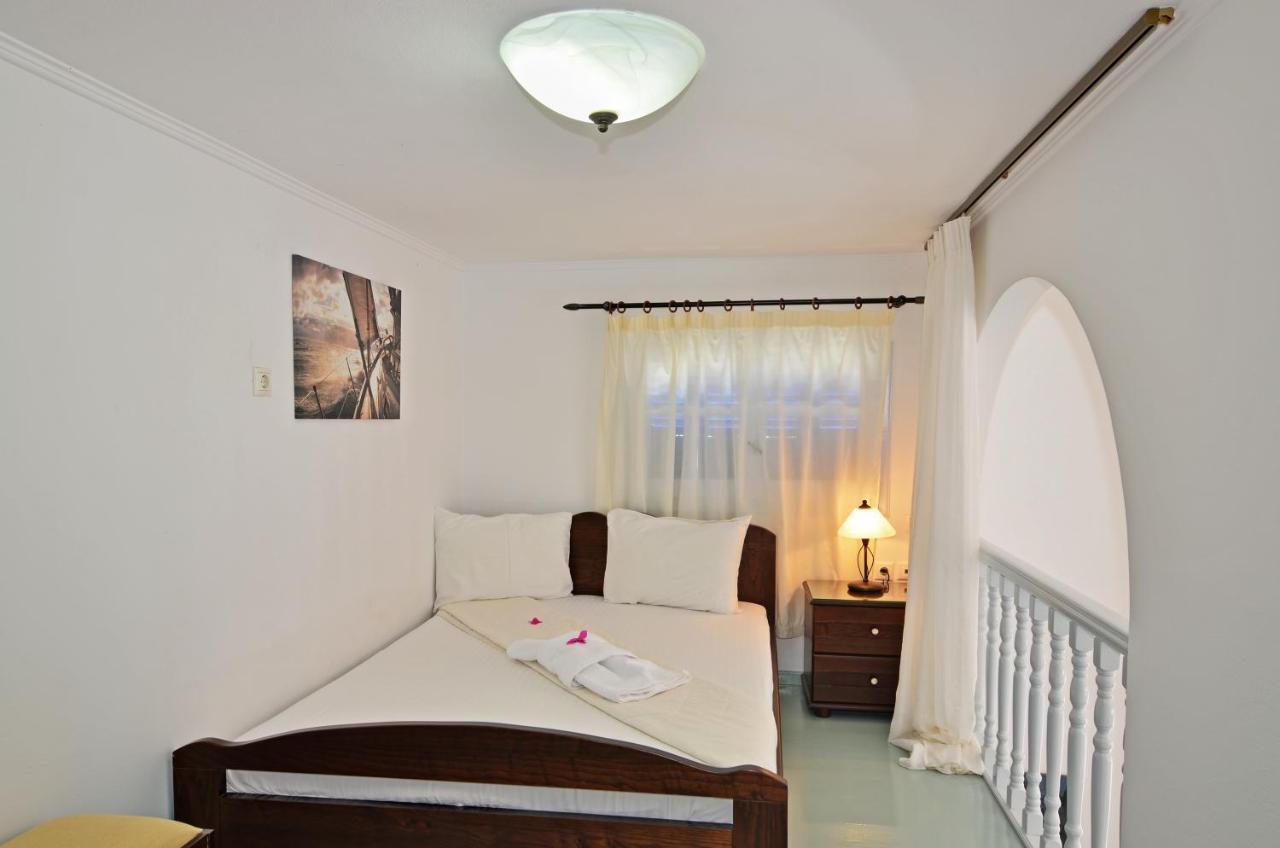 Nikos Sea View Apartments Adamantas (Milos) Exterior foto